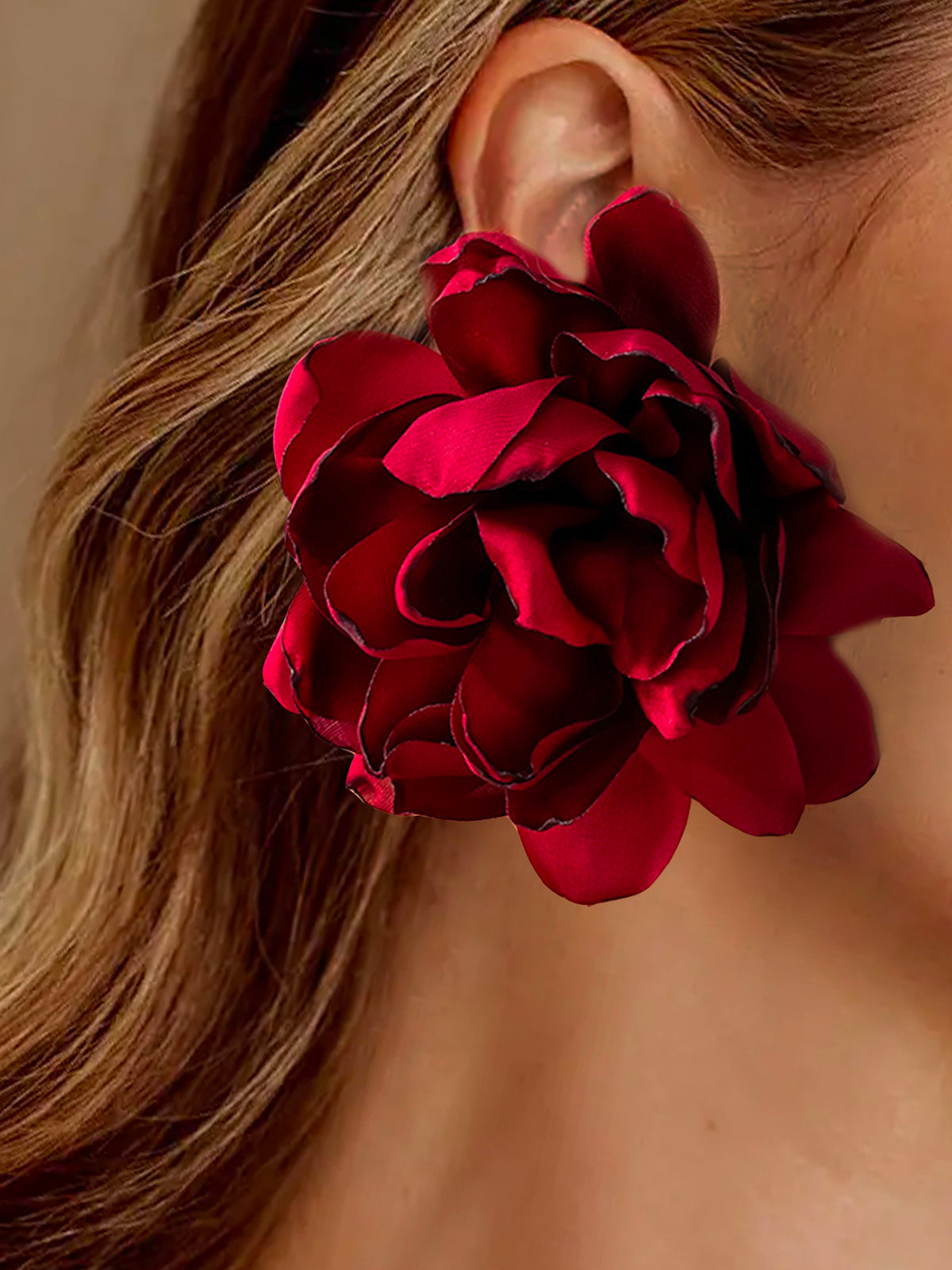 Pendientes con diseño floral 3D burdeos