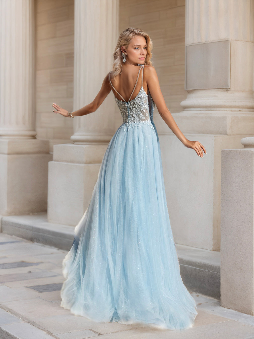 Vestido de tule azul-celeste com corte A e renda